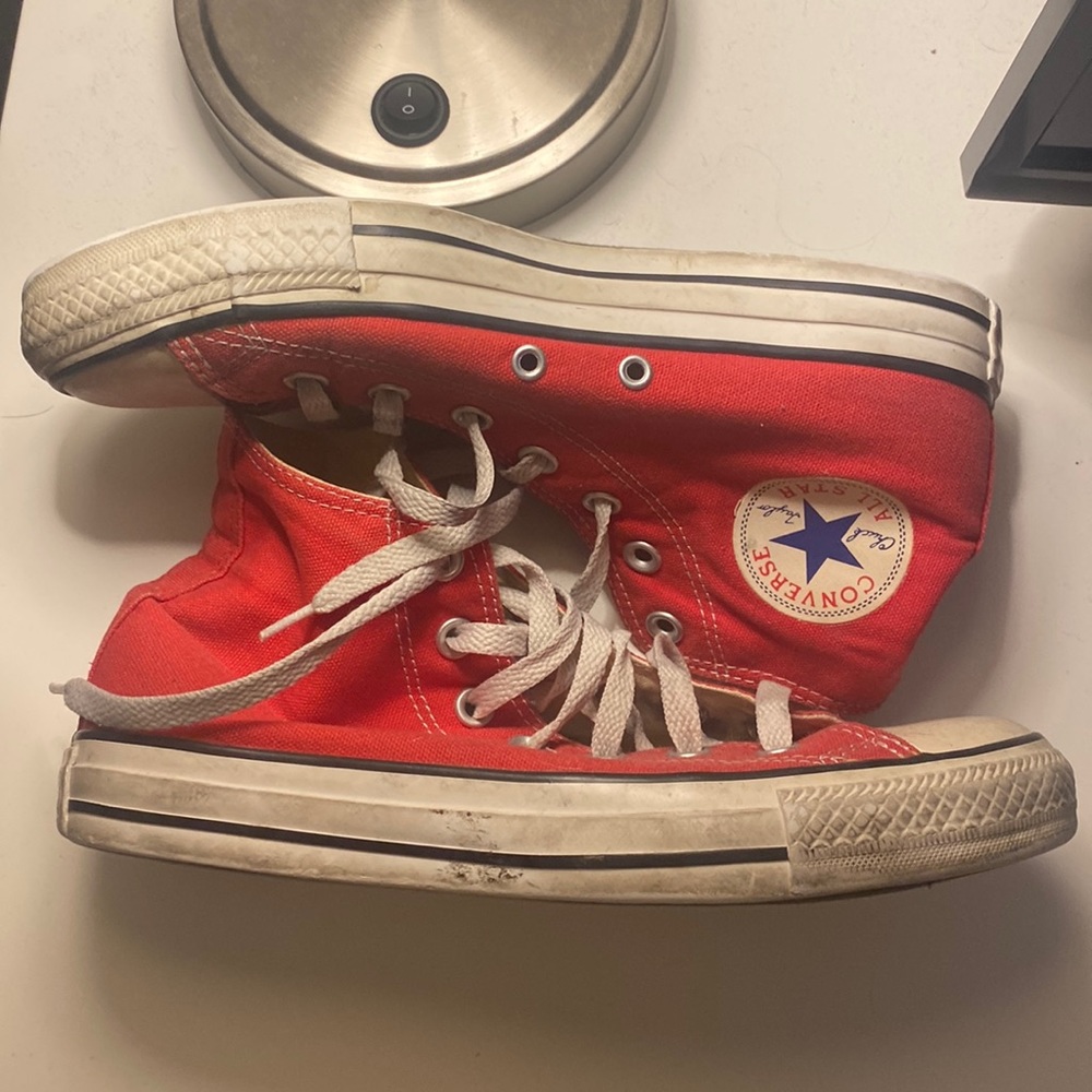 red converse💌